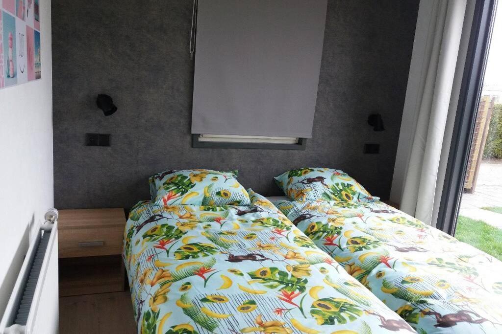 Luxe Vakantie Bungalow Met 3 Slaapkamers Dronrijp Luaran gambar